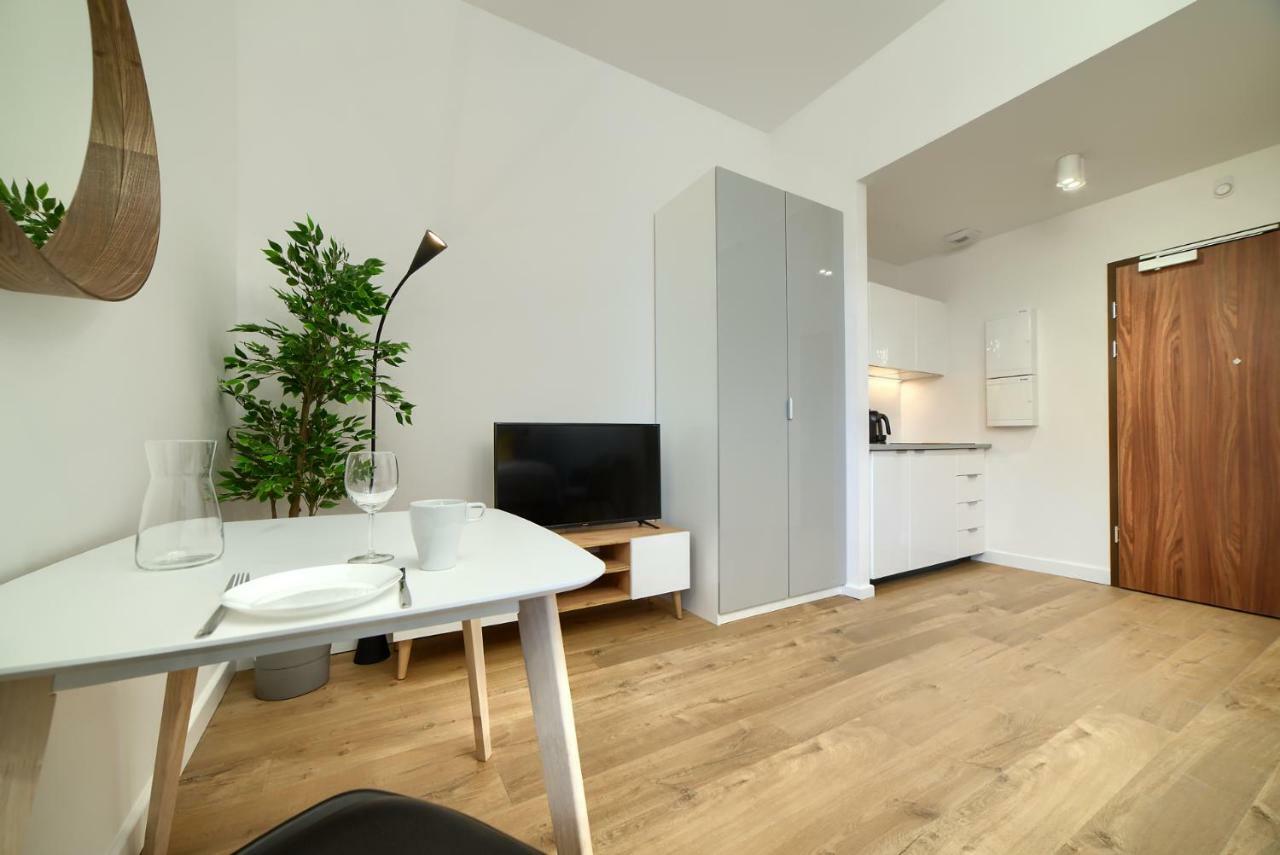Apartamento Apple Park Poznan Exterior foto