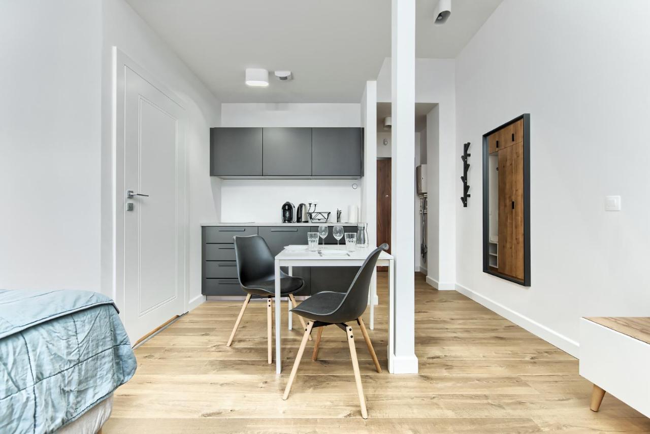Apartamento Apple Park Poznan Exterior foto